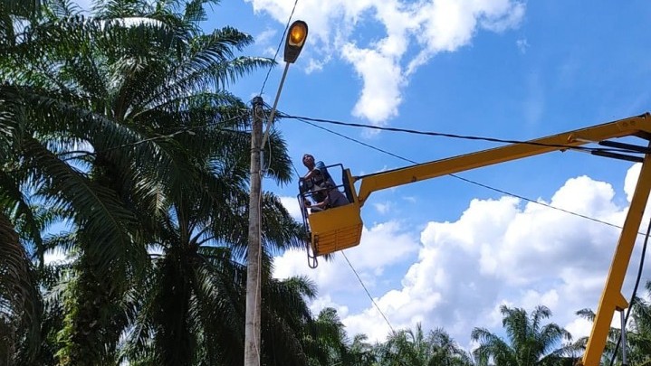 Dishub Dumai Minta Laporan Masyarakat Jika Temukan Masalah PJU Dishub Dumai Minta Laporan Masyarakat Jika Temukan Masalah PJU