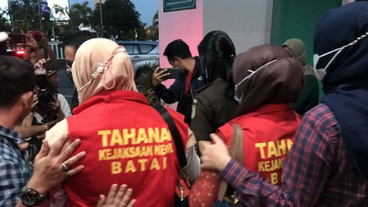 Korupsi Dana BOS, Kepsek dan Bendahara SMKN 1 Batam Ditetapkan Sebagai Tersangka