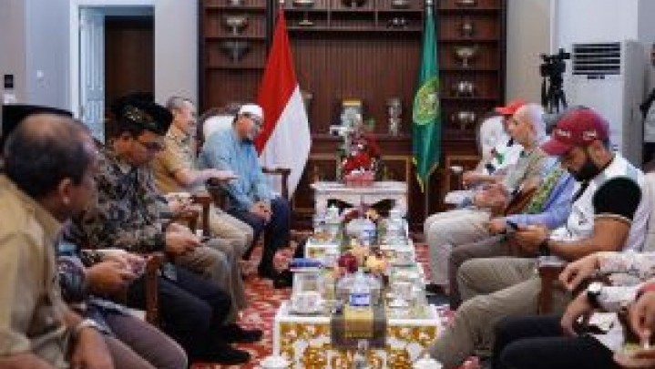 Gubri Syamsuar Berharap Investasi Syariah dari Yayasan Uni Emirat Arab Gubri Syamsuar Berharap Investasi Syariah dari Yayasan Uni Emirat Arab