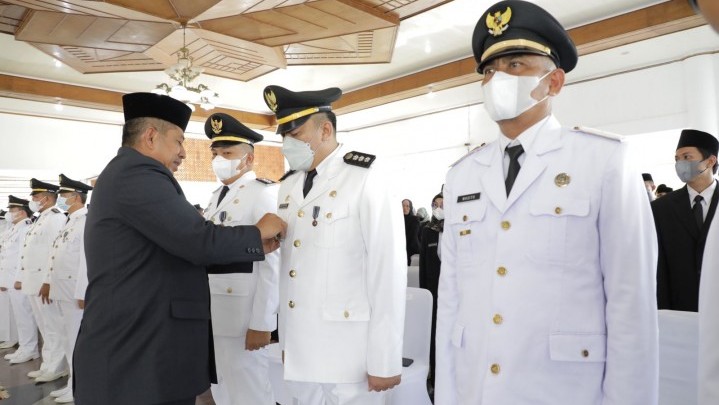 Berikut Nama-nama Pejabat Baru Eselon II yang Dipercaya Bupati Alfedri Berikut Nama-nama Pejabat Baru Eselon II yang Dipercaya Bupati Alfedri