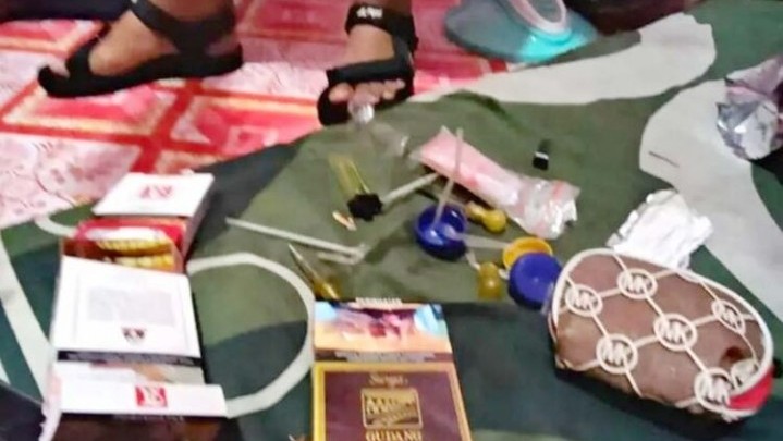 Satpol PP Padang Amankan Dua Pria dan Tiga Wanita Terduga Pengguna Sabu