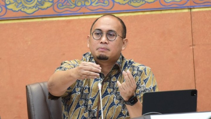 Soal Kualitas Semen Padang, Andre Rosiade Minta Bupati Kediri Tidak Asbun