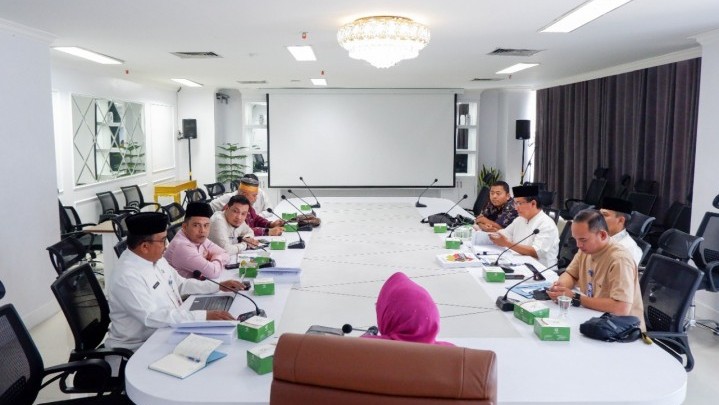 Penerangan Jalan Umum di Pekanbaru akan Dikelola Swasta Penerangan Jalan Umum di Pekanbaru akan Dikelola Swasta