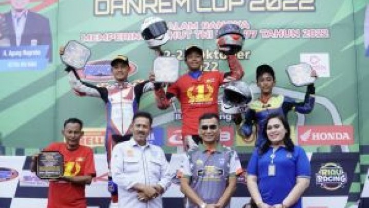 HUT TNI ke-77, Kejurnas Motoprix di Kampar Sukses Digelar HUT TNI ke-77, Kejurnas Motoprix di Kampar Sukses Digelar