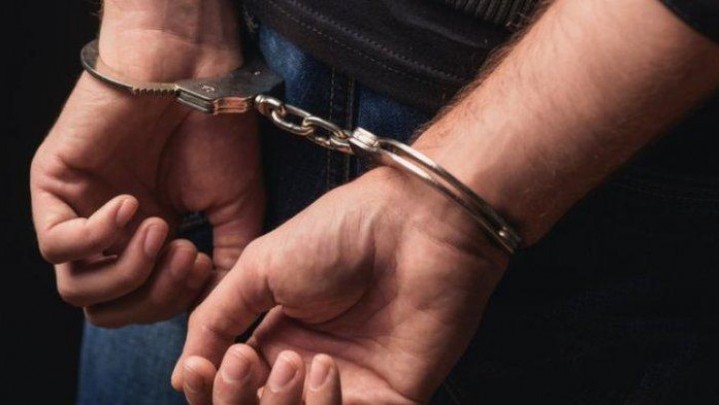 Polisi Grebek Tempat Penampungan PMI Ilegal di Bengkong Batam Polisi Grebek Tempat Penampungan PMI Ilegal di Bengkong Batam