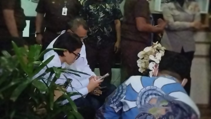 Jejak Kasus Nikita Mirzani Hingga Berujung Histeris di Tahanan Jejak Kasus Nikita Mirzani Hingga Berujung Histeris di Tahanan