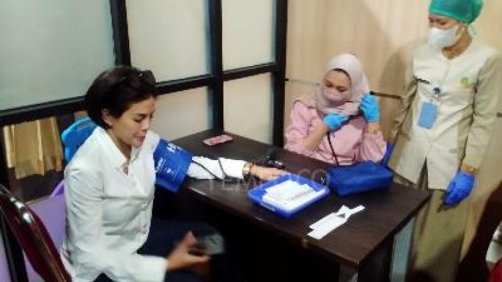 Nikita Mirzani Huni Sel Rutan Bersama 8 Tahanan, Tidak Ada Fasilitas Mewah