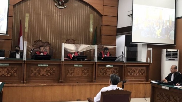 Brigjen Hendra di Sidang: Kami Hanya Laksanakan Perintah Ferdy Sambo Brigjen Hendra di Sidang: Kami Hanya Laksanakan Perintah Ferdy Sambo