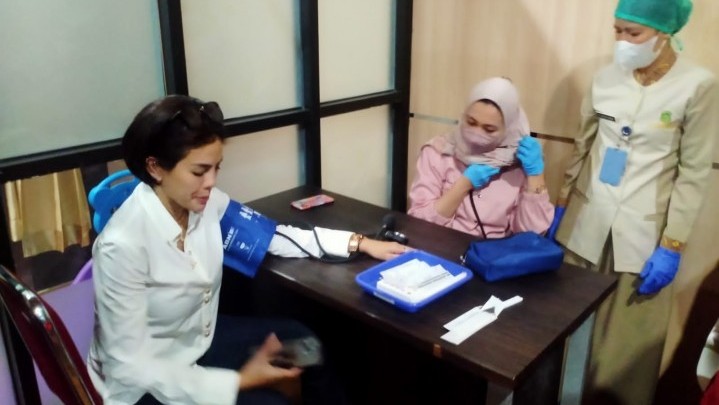 Nikita Mirzani Ajukan Penangguhan Penahanan Nikita Mirzani Ajukan Penangguhan Penahanan