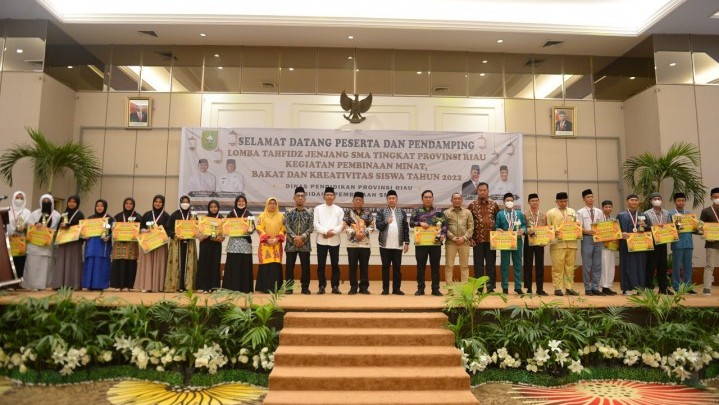 Lomba Tahfidz Tingkat SMA se-Riau, Berikut Para Pemenangnya Lomba Tahfidz Tingkat SMA se-Riau, Berikut Para Pemenangnya