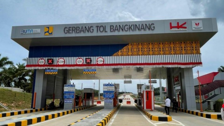 HK Beri Penjelasan Minimnya Penerangan Malam Hari Tol Pekanbaru-Bangkinang HK Beri Penjelasan Minimnya Penerangan Malam Hari Tol Pekanbaru-Bangkinang
