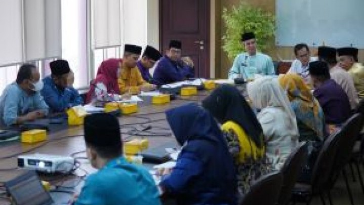 OPD Pemprov Riau Ditekankan Segera Realisasikan Program Padat Karya OPD Pemprov Riau Ditekankan Segera Realisasikan Program Padat Karya