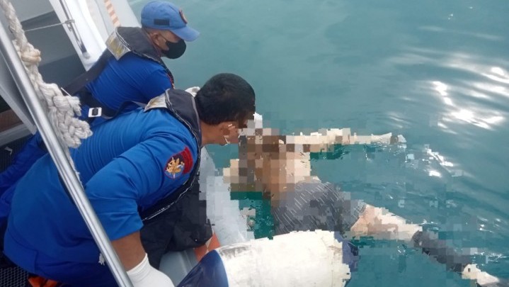 Tekong Speedboat Temukan Mayat Pria Terapung di Perairan Tanjung Sauh Batam
