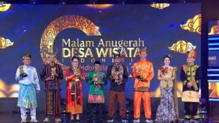Ajang Anugerah Desa Wisata Kategori Kelembagaan, Desa Dayun Siak Raih Juara 1 Ajang Anugerah Desa Wisata Kategori Kelembagaan, Desa Dayun Siak Raih Juara 1