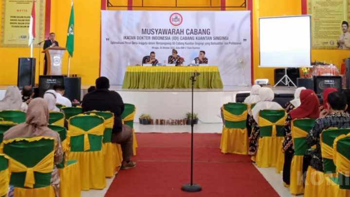 Kepemimpinan IDI Kuansing Kembali Dipercayakan pada dr Fahdiansyah Kepemimpinan IDI Kuansing Kembali Dipercayakan pada dr Fahdiansyah