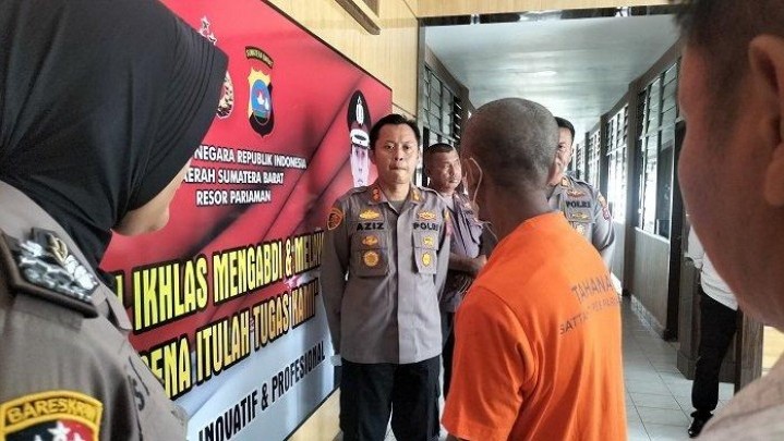 Ternyata Bayi Ditemukan dalam Bus Padang-Pariaman Anak Sang Sopir Ternyata Bayi Ditemukan dalam Bus Padang-Pariaman Anak Sang Sopir