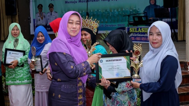 Ini Pemenang Lomba Monev Administrasi PKK Kecamatan se-Kabupaten Siak Ini Pemenang Lomba Monev Administrasi PKK Kecamatan se-Kabupaten Siak