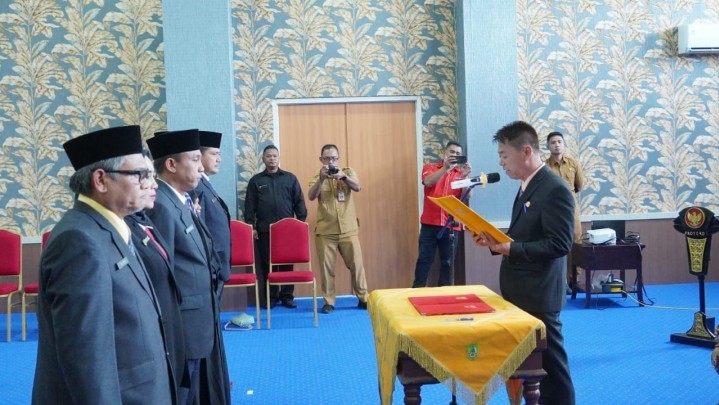 Kadisdukcapil Baru Rohil Dillantik, Dapat Tugas Penting Penting Penyelesaian Data Ganda Kadisdukcapil Baru Rohil Dillantik, Dapat Tugas Penting Penting Penyelesaian Data Ganda