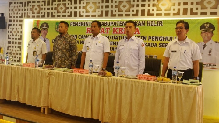 Masalah Tingkat Partisipasi Pemilu, Pemkab Rohil Kumpulkan Camat hingga Datuk Penghulu Masalah Tingkat Partisipasi Pemilu, Pemkab Rohil Kumpulkan Camat hingga Datuk Penghulu