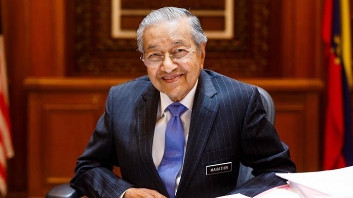 Hampir Berumur 100 Tahun, Mahathir Nyalon Lagi Jadi PM Malaysia
