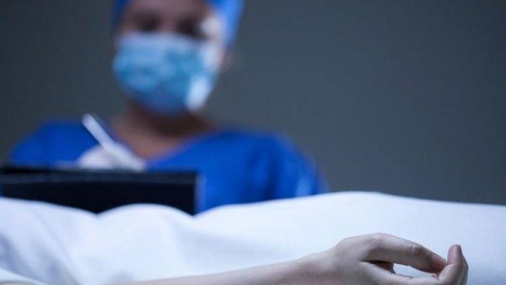 Bocah 4 Tahun di Batam Dibanting hingga Meninggal Dunia Bocah 4 Tahun di Batam Dibanting hingga Meninggal Dunia