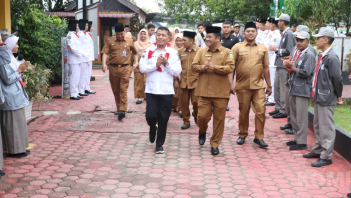 Seperti Ini Penilaian Sekda Dedy Sambudi Terkait Mutu SDM Kuansing Seperti Ini Penilaian Sekda Dedy Sambudi Terkait Mutu SDM Kuansing