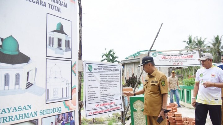 Renovasi Kompleks Pemakaman Syekh Abdurrahman Siddiq Tinggal 25 Persen Renovasi Kompleks Pemakaman Syekh Abdurrahman Siddiq Tinggal 25 Persen