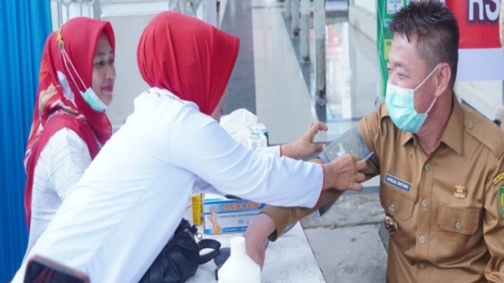 Bupati Afrizal Sintong Minta Nakes Beri Layanan Terbaik pada Masyarakat