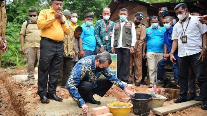 Anggaran Pembangunan RLH Tahap Dua dan Tiga di Pekanbaru Rp3,2 Miliar Anggaran Pembangunan RLH Tahap Dua dan Tiga di Pekanbaru Rp3,2 Miliar