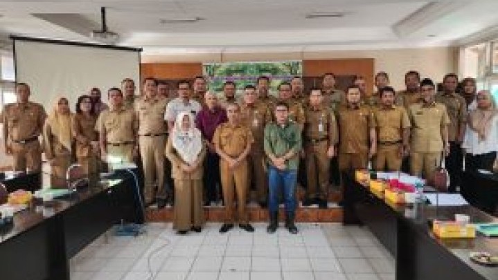 DLHK Riau Buat Program Pembekalan Khusus Teknik Pemuliaan Tanaman Hutan DLHK Riau Buat Program Pembekalan Khusus Teknik Pemuliaan Tanaman Hutan