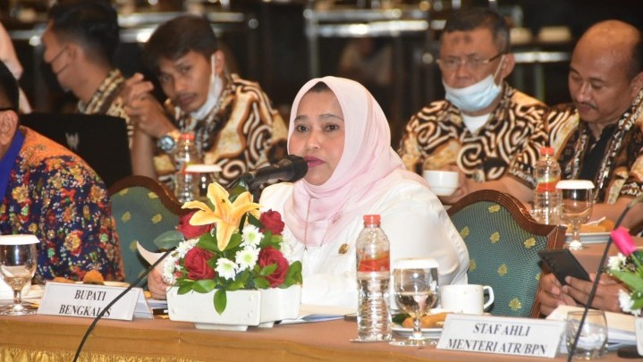 Bupati Kasmarni Ingin Pulau Rupat Pusat Pariwisata Internasional dengan Penetapan RDTR