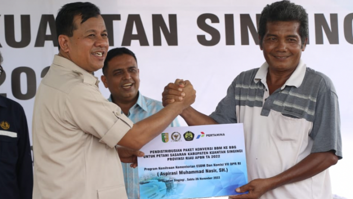 Di Sepanjang Tepian Narosa Kuansing akan Dibangun 200 Unit PJUTS