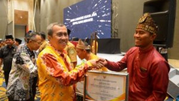 Desa Maredan Barat Tualang Juara 1 di Riau Kategori Desa Maju Desa Maredan Barat Tualang Juara 1 di Riau Kategori Desa Maju