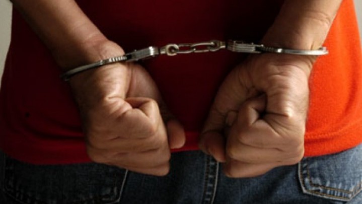 Polisi Ringkus Pembunuh Biduan di Tanjungsengkuang Batam Polisi Ringkus Pembunuh Biduan di Tanjungsengkuang Batam