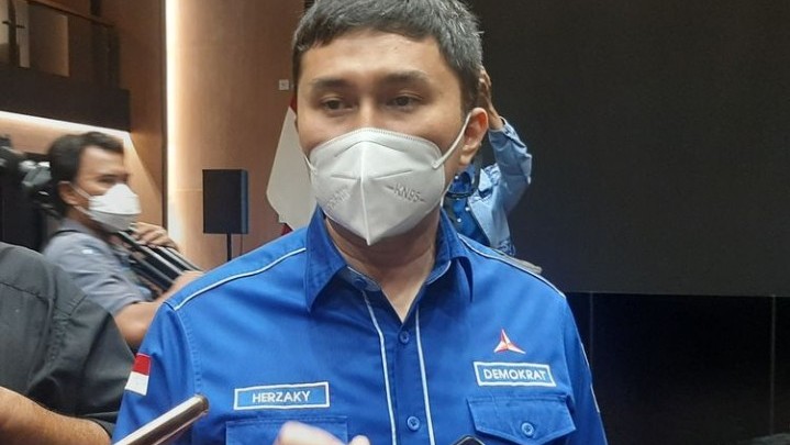 Demokrat Kecam Pelemparan Telur ke Kantor Nasdem Aceh Demokrat Kecam Pelemparan Telur ke Kantor Nasdem Aceh