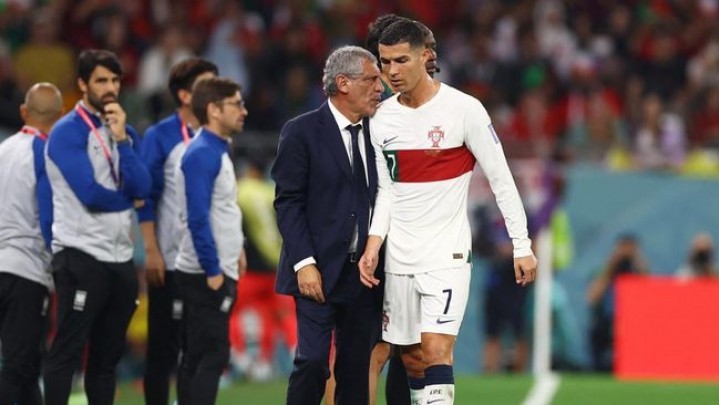 Tak Terima Diganti, Ronaldo Teriak ke Arah Bangku Cadangan Portugal Tak Terima Diganti, Ronaldo Teriak ke Arah Bangku Cadangan Portugal