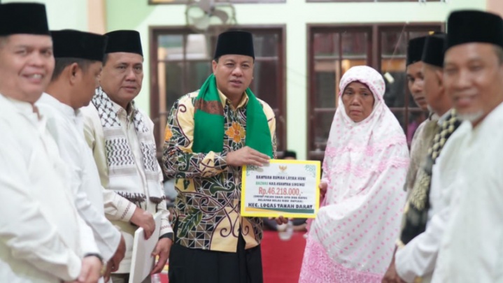 Subuh Berjamaah di LTD, Ini Pesan Penting Plt Bupati Kuansing