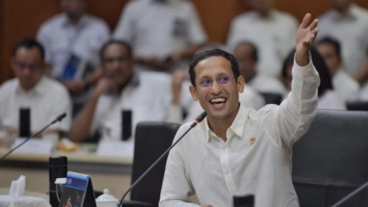 Menteri Nadiem Akan Penuhi Formasi Guru PPPK di Daerah Menteri Nadiem Akan Penuhi Formasi Guru PPPK di Daerah