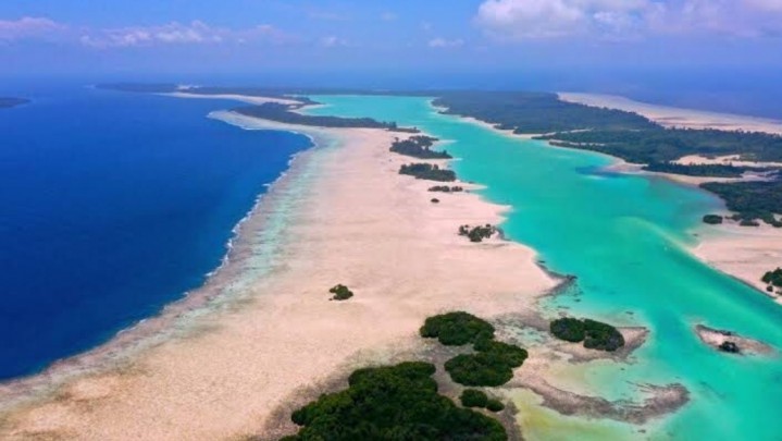 Heboh 100 Pulau di Maluku Dilelang di New York Heboh 100 Pulau di Maluku Dilelang di New York