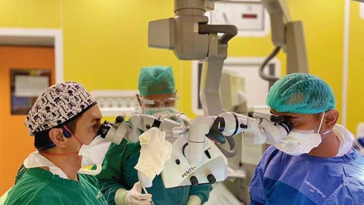 Di RSUD Arifin Achmad Sudah Ratusan Orang Dapat Pelayanan Bedah Plastik