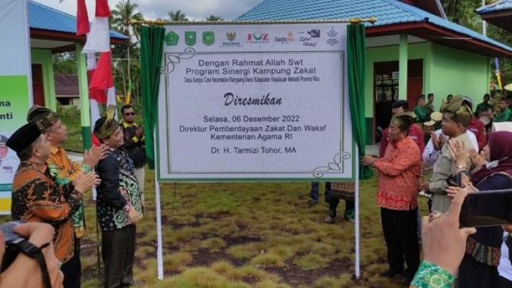 Dirjen Binmas Islam Kemenag Luncurkan Program Kampung Zakat Kepulauan Meranti Dirjen Binmas Islam Kemenag Luncurkan Program Kampung Zakat Kepulauan Meranti