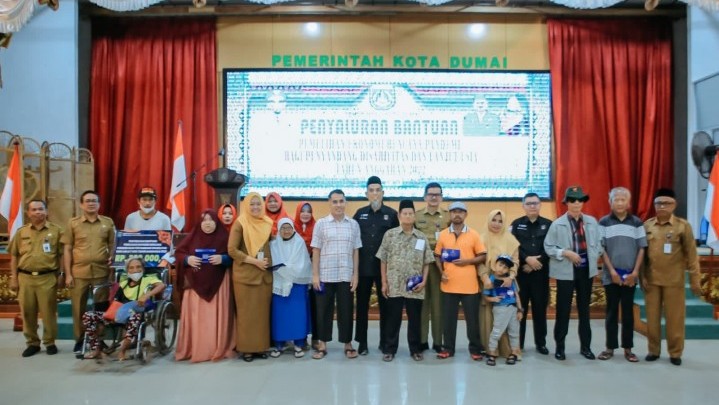 Wako Dumai Tegaskan Jangan Ada Pemotongan Bansos untuk Disabilitas Wako Dumai Tegaskan Jangan Ada Pemotongan Bansos untuk Disabilitas