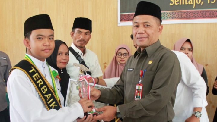 Sekda Kuansing Apresiasi Pengembangan Syiar Islam di Sentajo Raya Sekda Kuansing Apresiasi Pengembangan Syiar Islam di Sentajo Raya