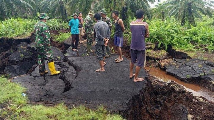 BPBD dan PUPR Riau Dapat Penugasan Khusus Tangani Abrasi Bengkalis BPBD dan PUPR Riau Dapat Penugasan Khusus Tangani Abrasi Bengkalis