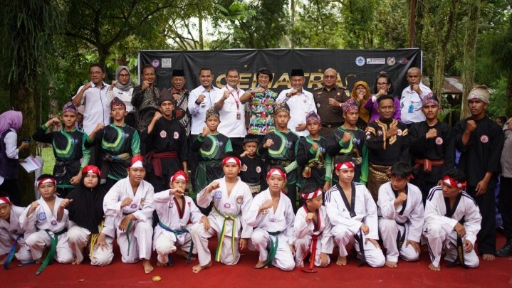 LPAI Riau Perkenalkan Permainan Tradisional Anak yang Hampir Punah LPAI Riau Perkenalkan Permainan Tradisional Anak yang Hampir Punah