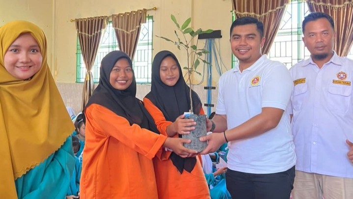 Hari Pertama Bulan Bhakti, Ketua Karang Taruna Riau Gelar KT Go to School dan Sejumlah Kegiatan