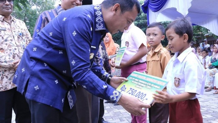 Ini Salah Satu Manfaat Zakat Profesi ASN Pemko Pekanbaru Ini Salah Satu Manfaat Zakat Profesi ASN Pemko Pekanbaru