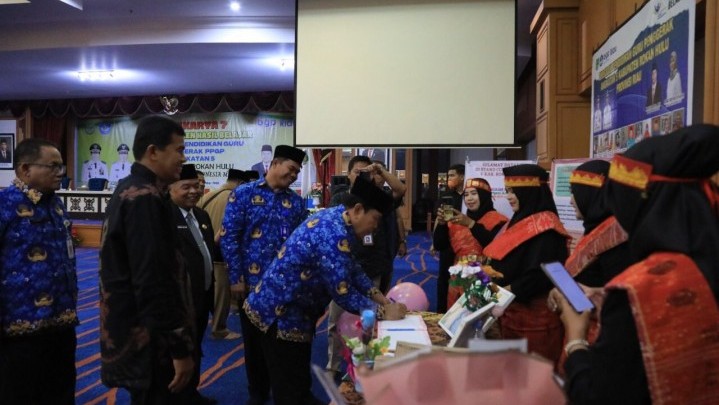 Anak Didik Berkarakter Salah Satu Harapan Bupati Rohul dari Program Guru Penggerak