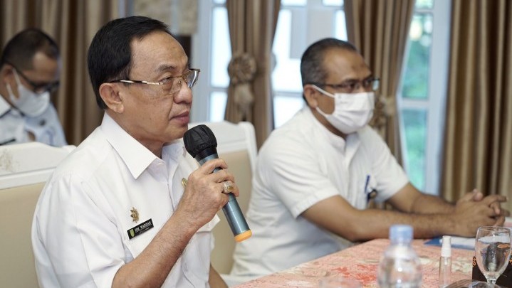 Perintah Tegas Bupati HM Wardan pada Kadisdik Terkait Insentif Guru Non PNS Perintah Tegas Bupati HM Wardan pada Kadisdik Terkait Insentif Guru Non PNS