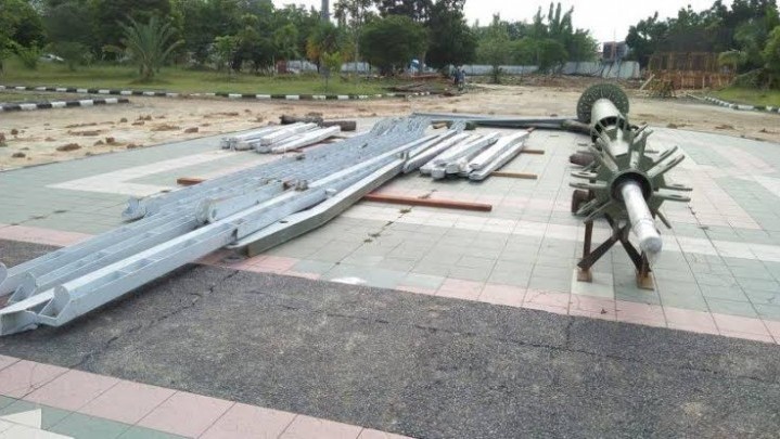 Baru Selesai 80 Persen, Pengerjaan Payung Elektrik Masjid Raya Annur Riau Tidak Selesai Tepat Waktu